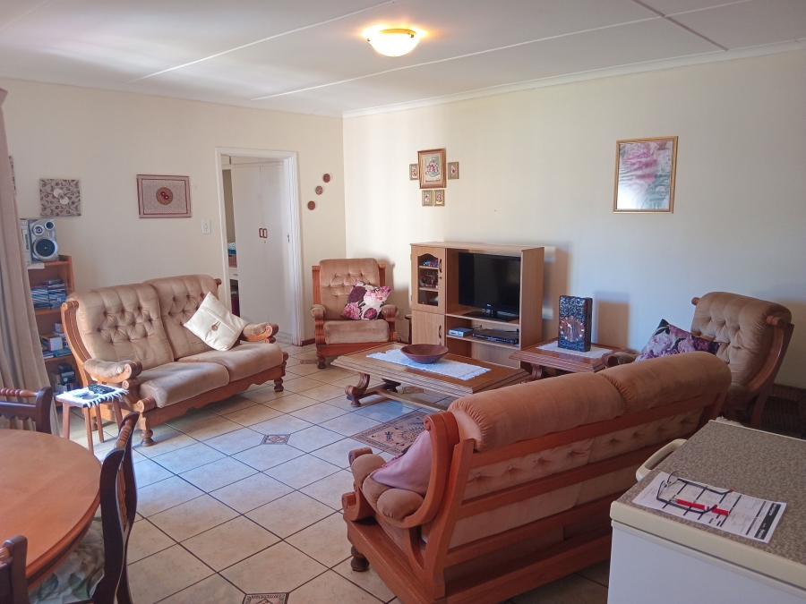 3 Bedroom Property for Sale in Heiderand Western Cape